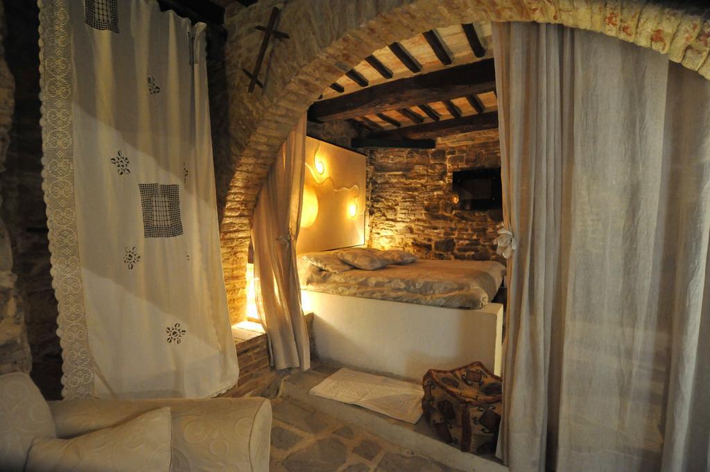 Ferienwohnung La Casina Del Lillotatini Panicale Exterior foto